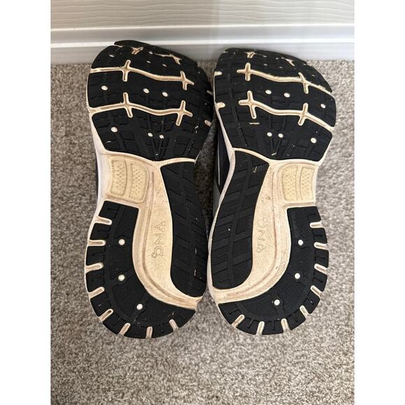 Women's  Brooks Trace 2 in Black & White Running Walking Athletic Sneaker, sz 10 - Picture 10 of 11